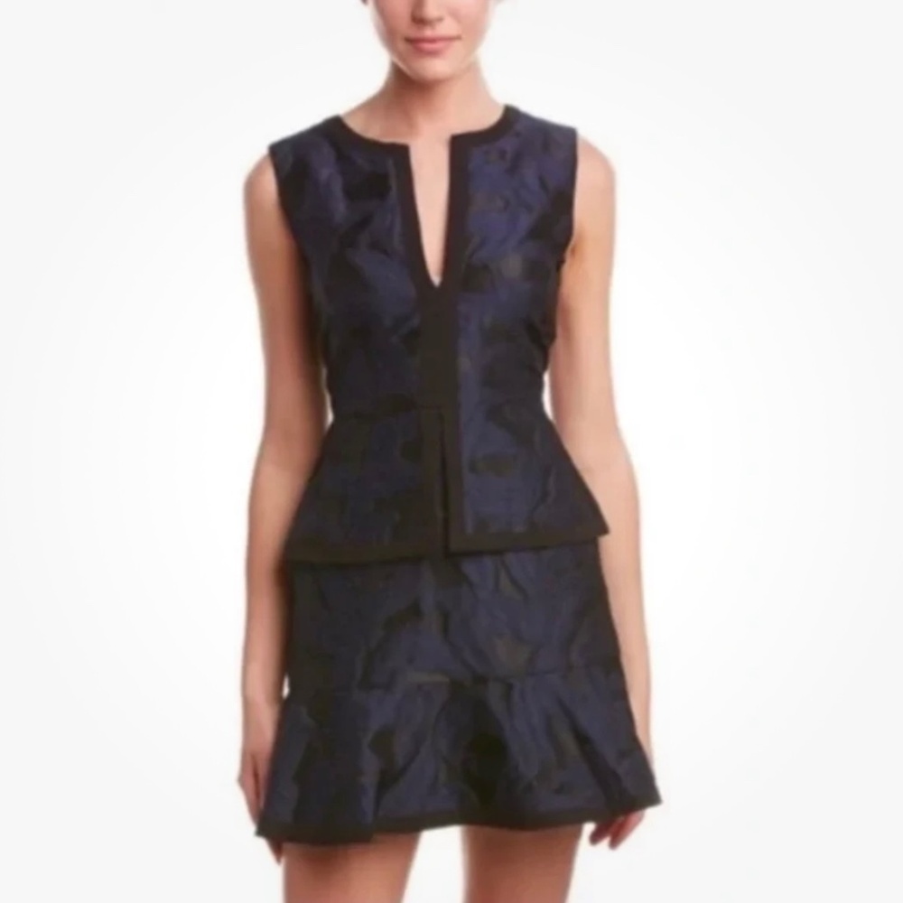 BCBGMaxazria Suni Jacquard Sheath Dress Sz 0 Navy Blue Cocktail Party Festive